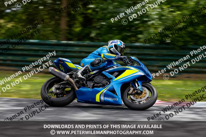 cadwell no limits trackday;cadwell park;cadwell park photographs;cadwell trackday photographs;enduro digital images;event digital images;eventdigitalimages;no limits trackdays;peter wileman photography;racing digital images;trackday digital images;trackday photos